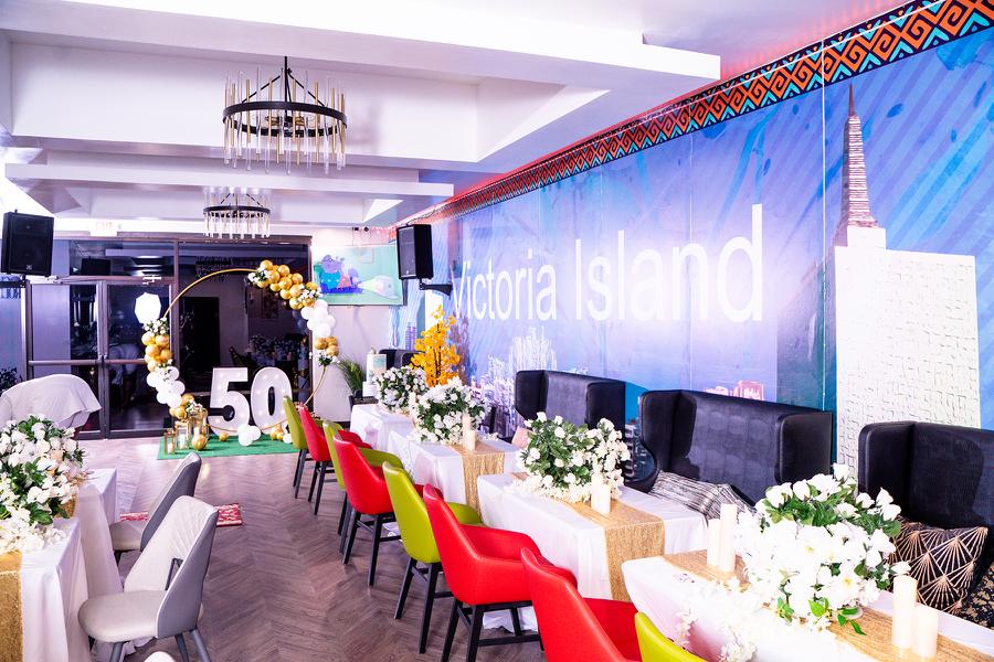 Victoria Island Lounge and Cosmopolitan Bar at Olatee African Cafe